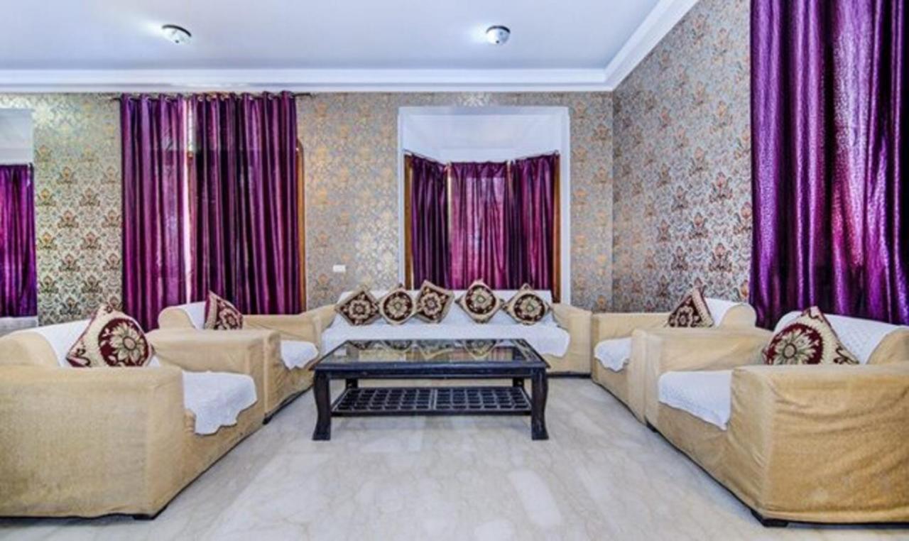 Fabexpress Ashray Hotel Noida Exterior foto