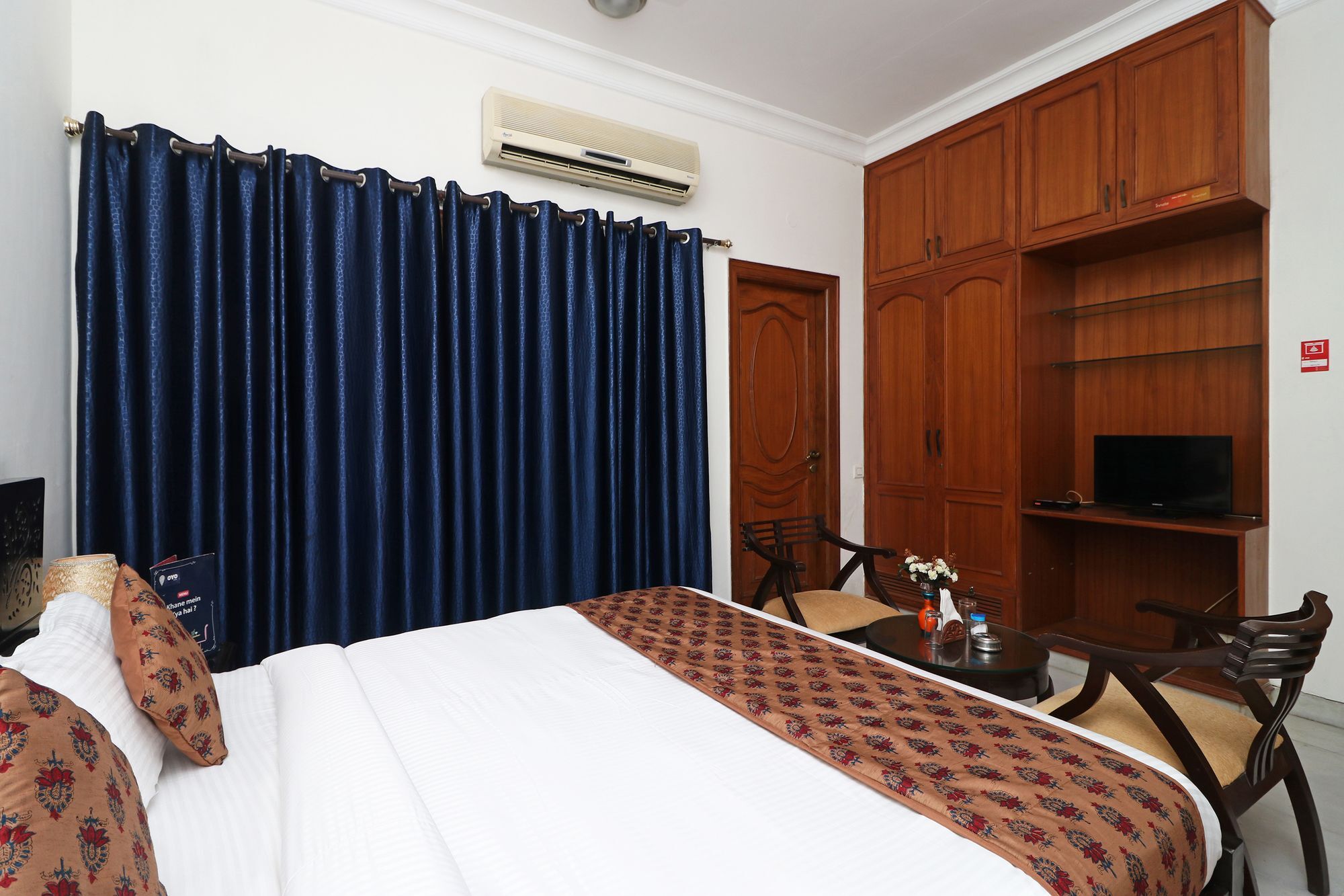Fabexpress Ashray Hotel Noida Exterior foto