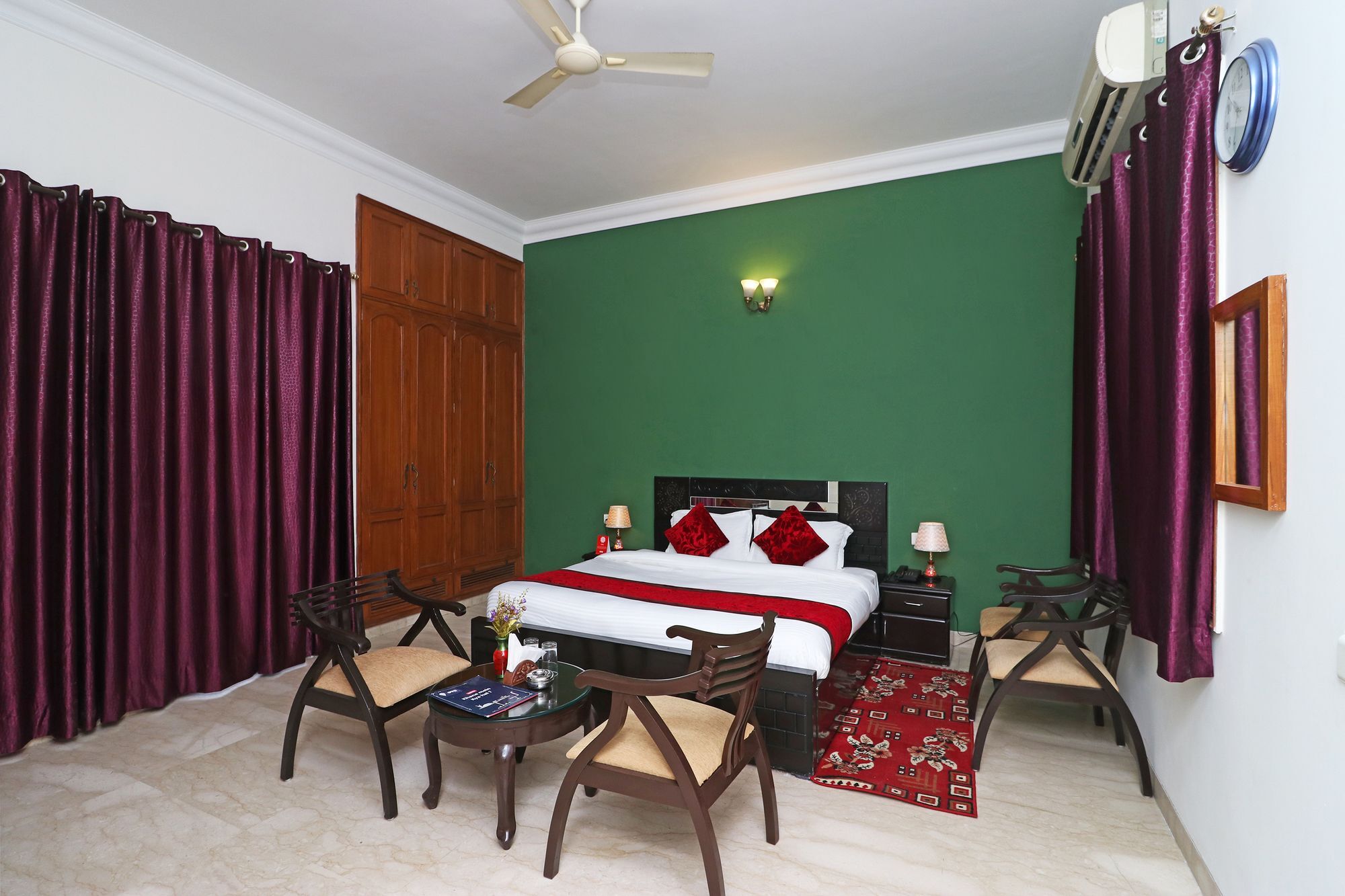 Fabexpress Ashray Hotel Noida Exterior foto